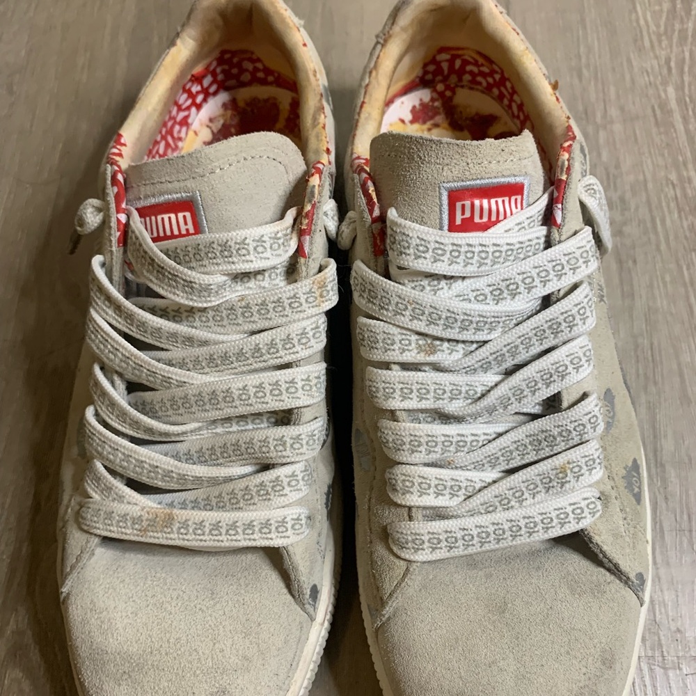 Puma Beige Sneakers with Patterned Laces
